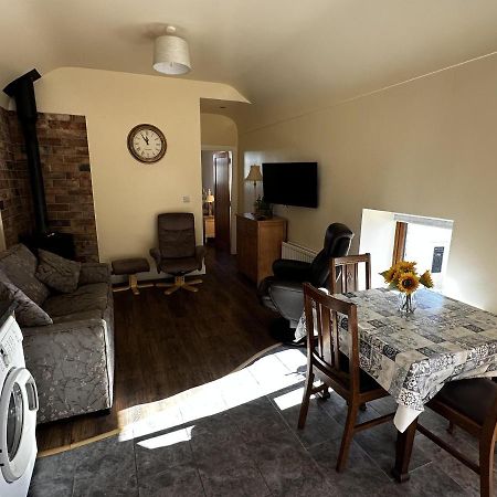 Cosy Barn Conversion In The Mournes Newry Ngoại thất bức ảnh
